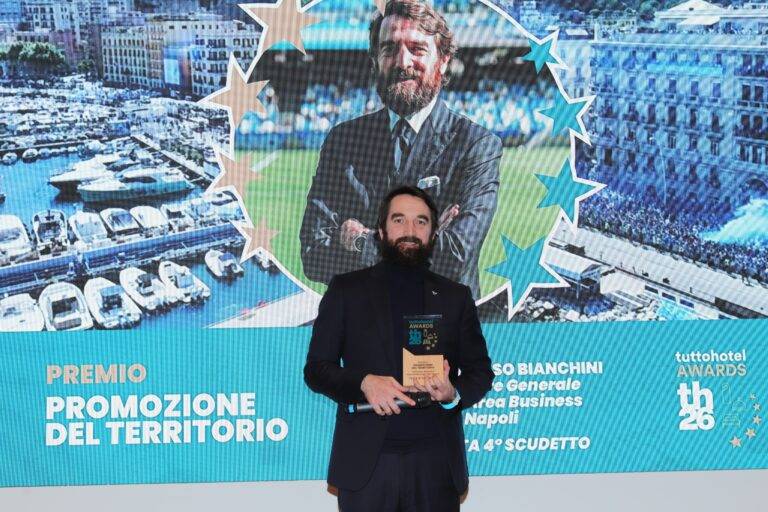 Bianchini: “Il Napoli è Napoli e Conte ha reso più credibile il Club”