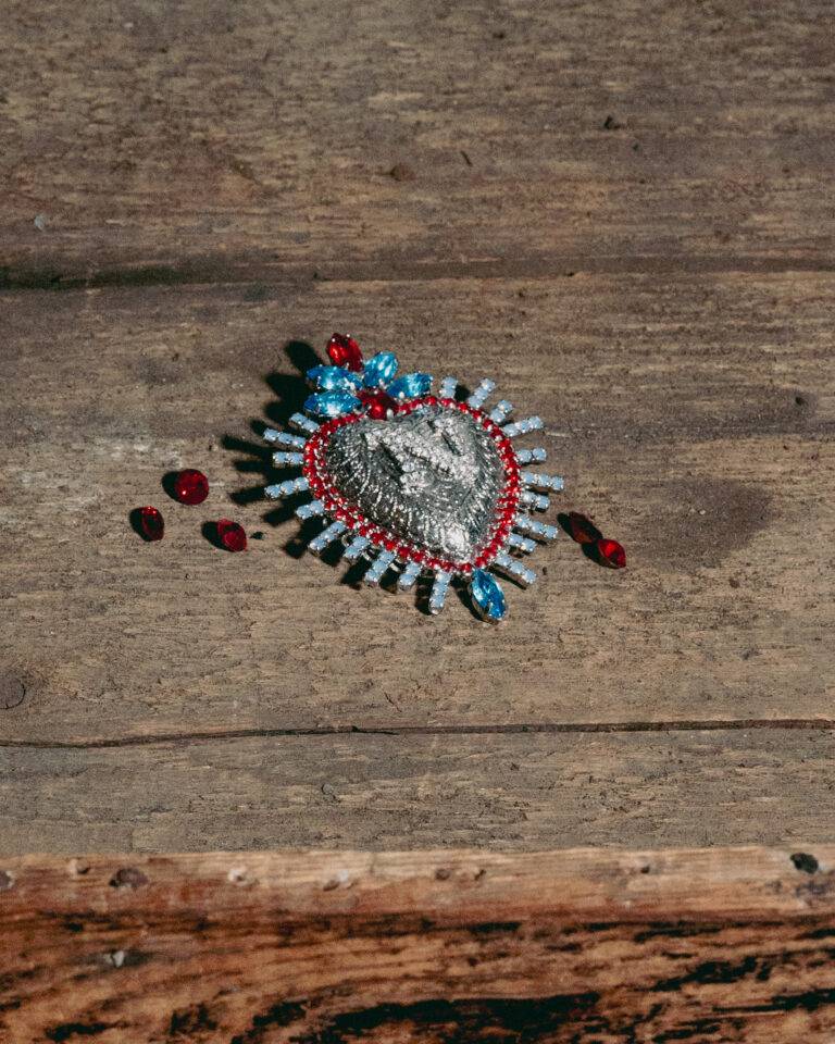 Nasce AURA, la nuova collezione di gioielli artigianali targata SSC Napoli