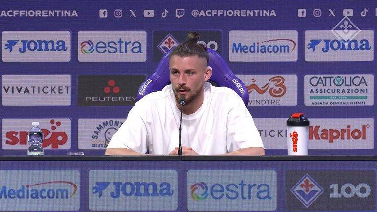 Fiorentina, Dragusin in conferenza stampa: “Abbiamo fatto quello che dovevamo per fermare il Napoli”