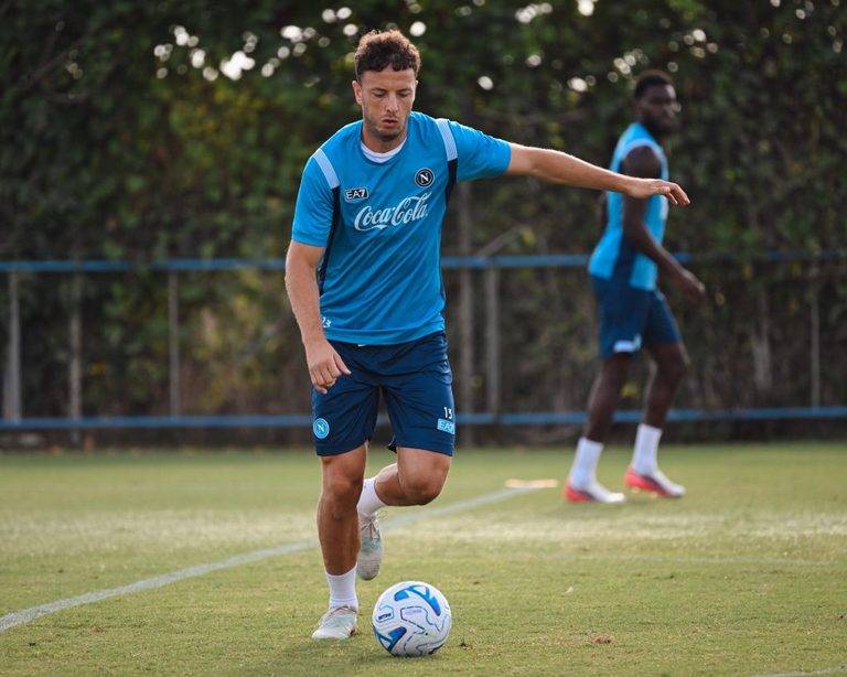 SSC Napoli Training Center – De Bruyne e Di Lorenzo rientrano a Castel Volturno